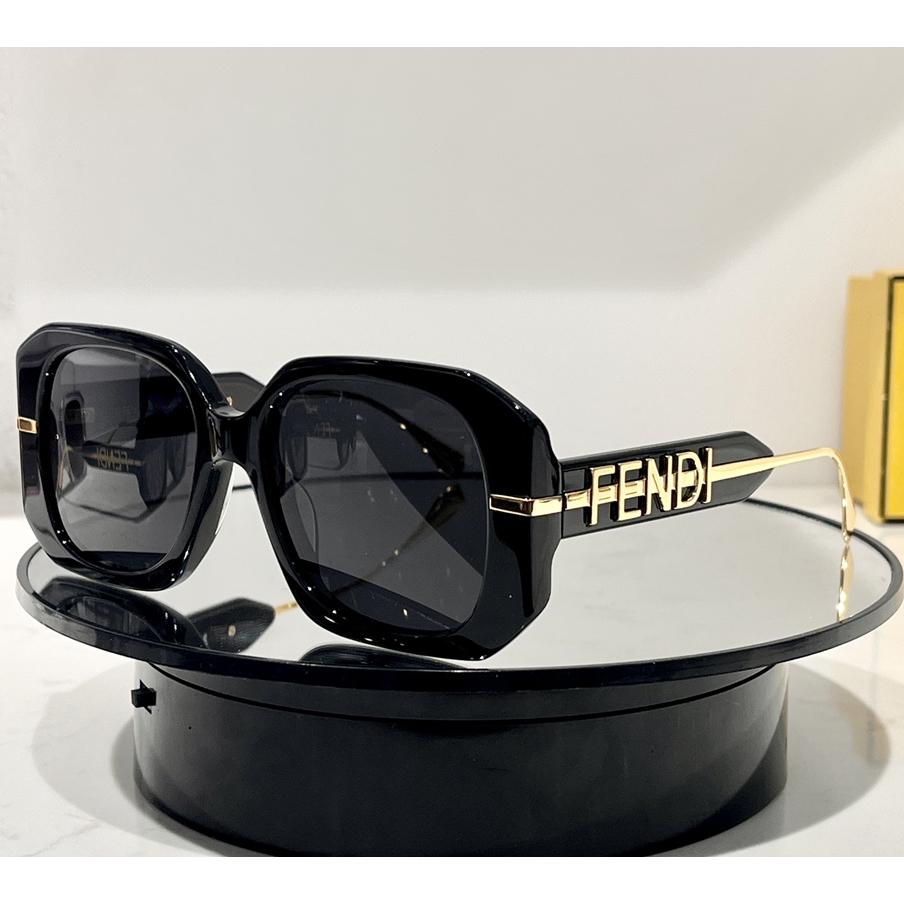 Fendi Fendigraphy Transparent Gray Acetate Sunglasses - EUR FASHION