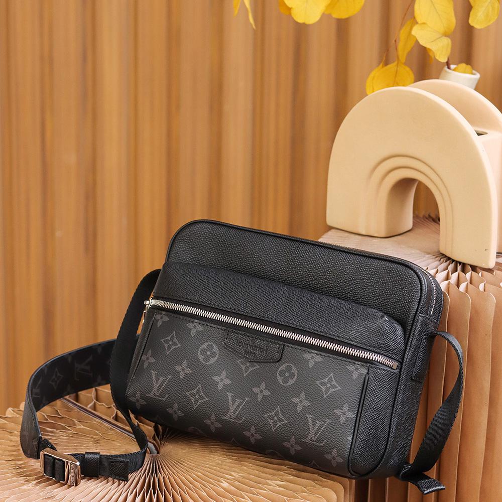  Louis Vuitton Outdoor Messenger(29.5-20-10.5cm)   M30233 - EUR FASHION