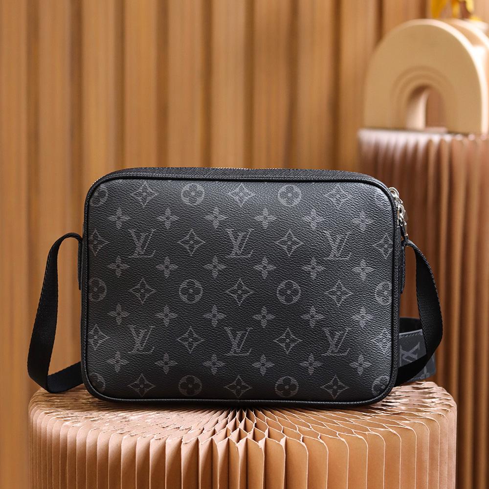  Louis Vuitton Outdoor Messenger(29.5-20-10.5cm)   M30233 - EUR FASHION