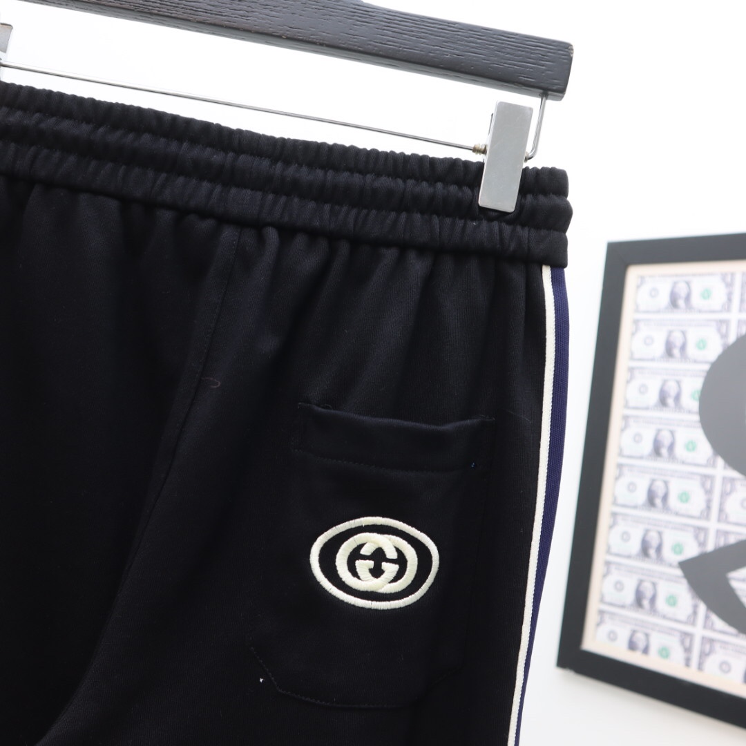 Gucci Zip Jacket & Jogging Pants - EUR FASHION