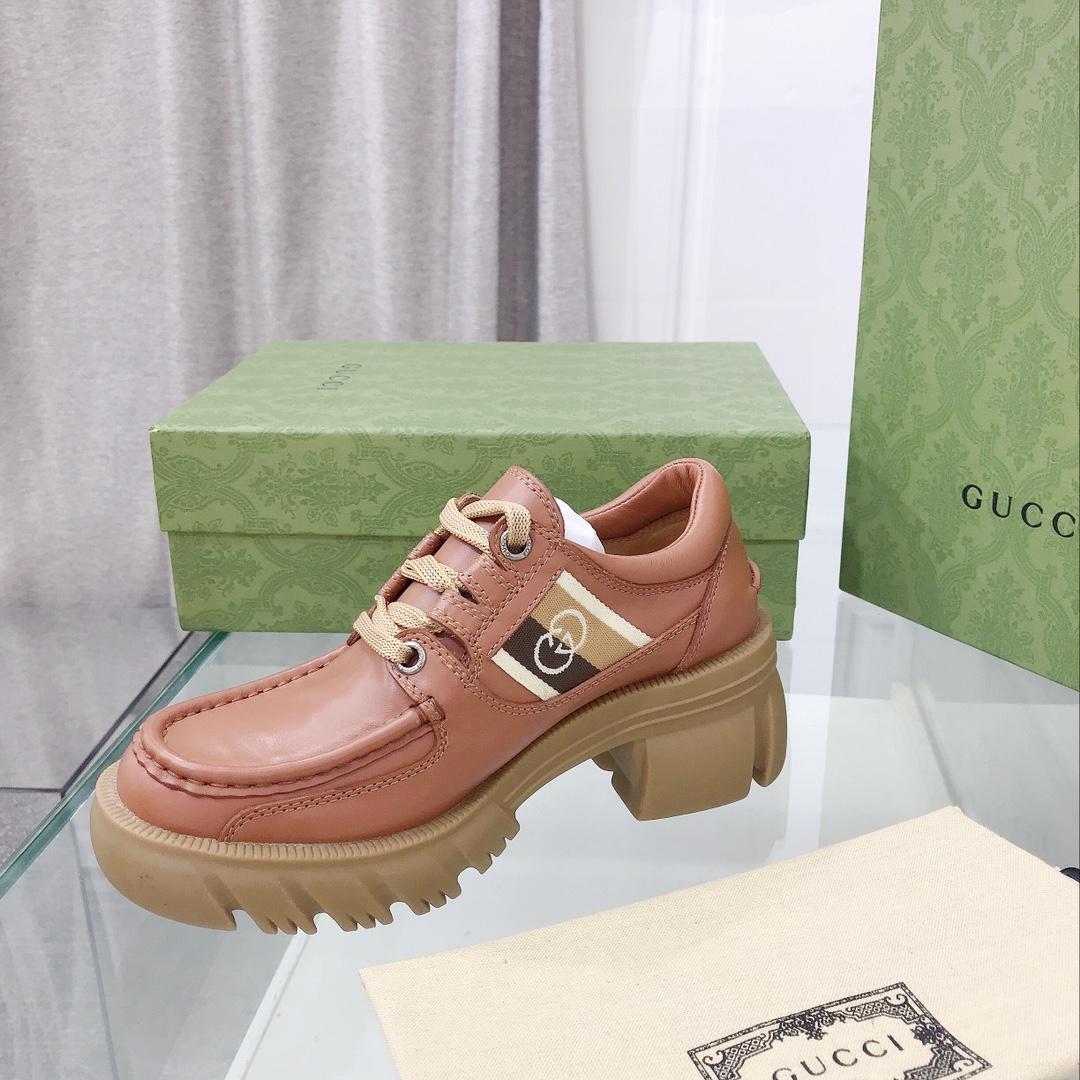 Gucci Women's Lace- Up Loafer  - EUR FASHION