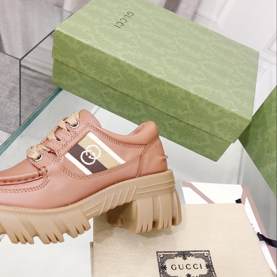 Gucci Women's Lace- Up Loafer  - EUR FASHION