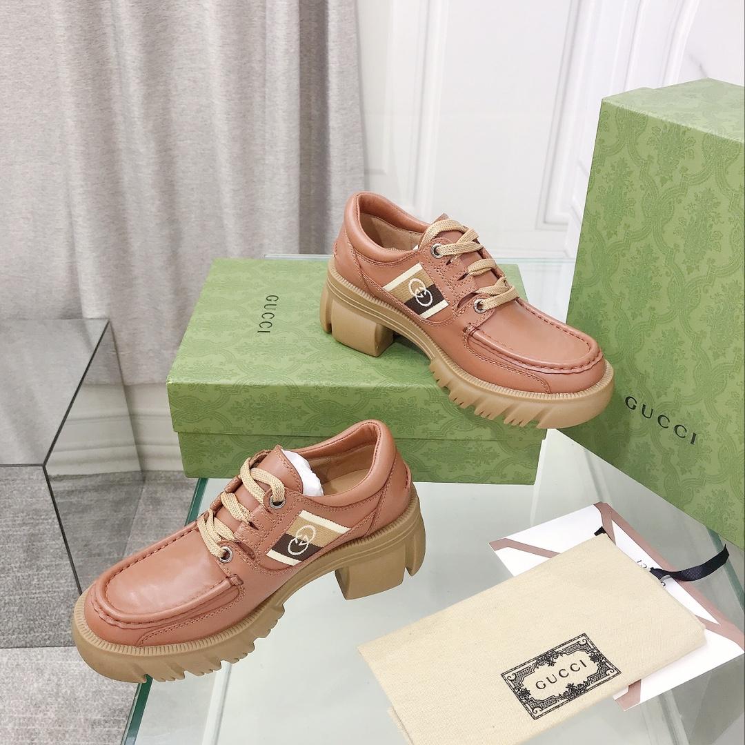 Gucci Women's Lace- Up Loafer  - EUR FASHION