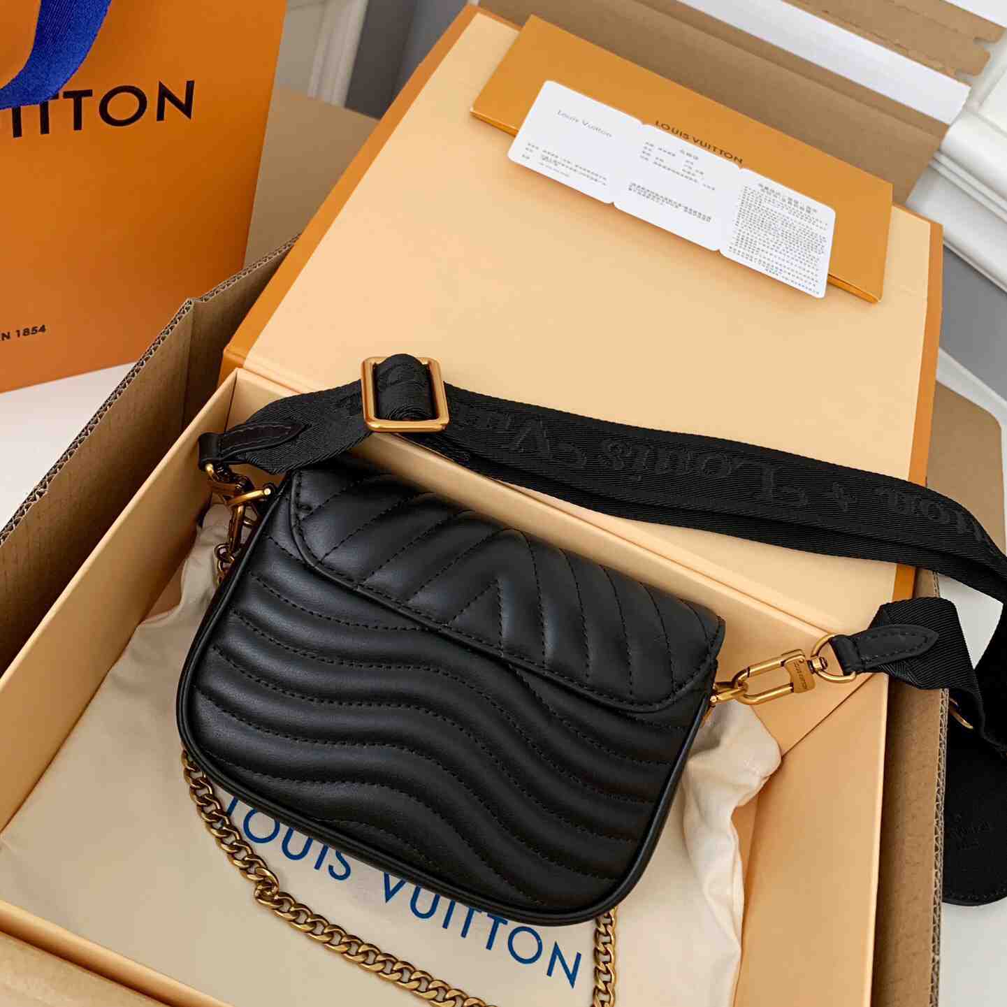  Louis Vuitton New Wave Multi-Pochette(19-14-5cm)   M56461 - EUR FASHION