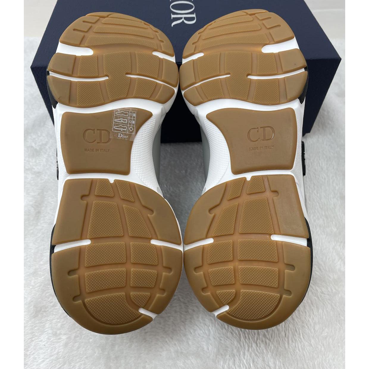 Dior B22 Sneaker  - EUR FASHION