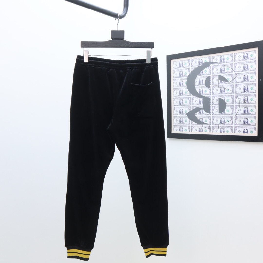 Gucci Zip Jacket & Jogging Pants - EUR FASHION