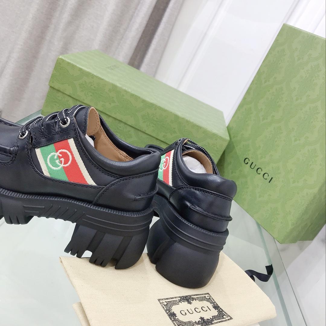 Gucci Women's Lace- Up Loafer  - EUR FASHION