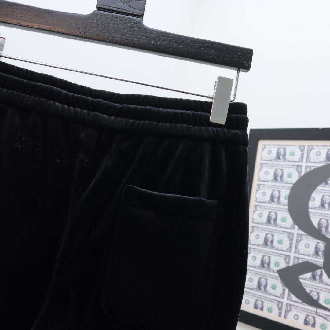 Gucci Zip Jacket & Jogging Pants - EUR FASHION