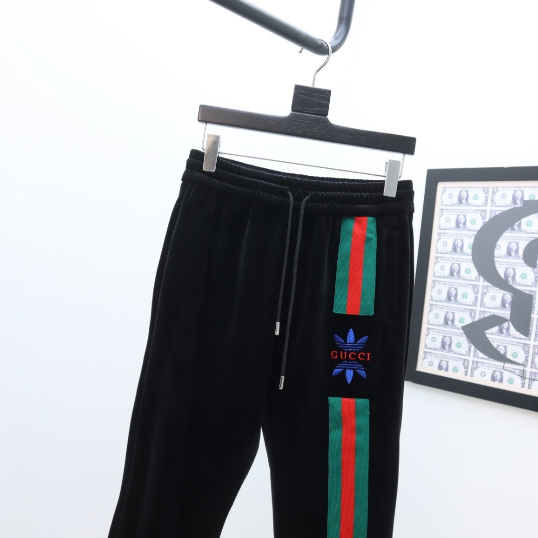 Gucci Zip Jacket & Jogging Pants - EUR FASHION