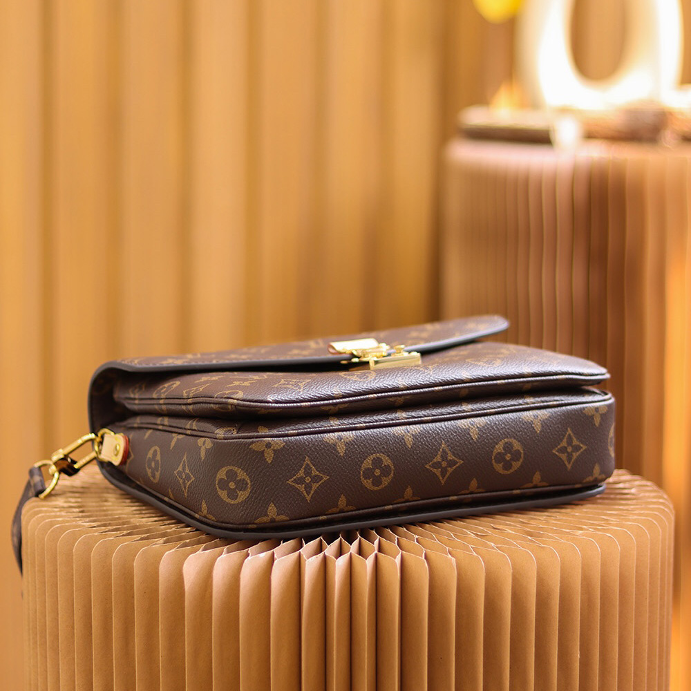 Louis Vuitton Pochette Métis Bag (25*19*7cm)   M44875 - EUR FASHION