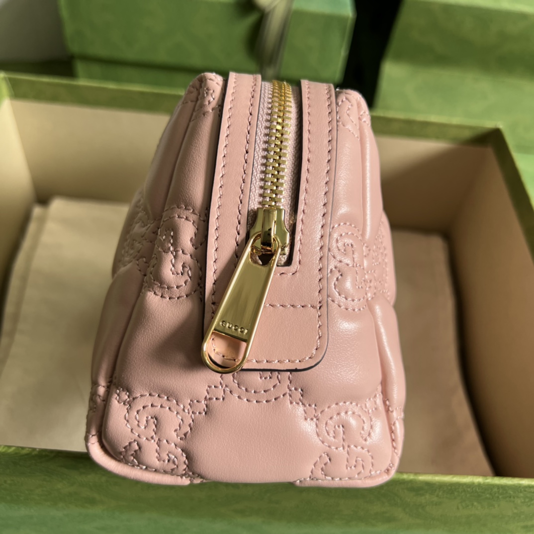 Gucci GG Matelassé Beauty Case(16*12.5*9cm) - EUR FASHION