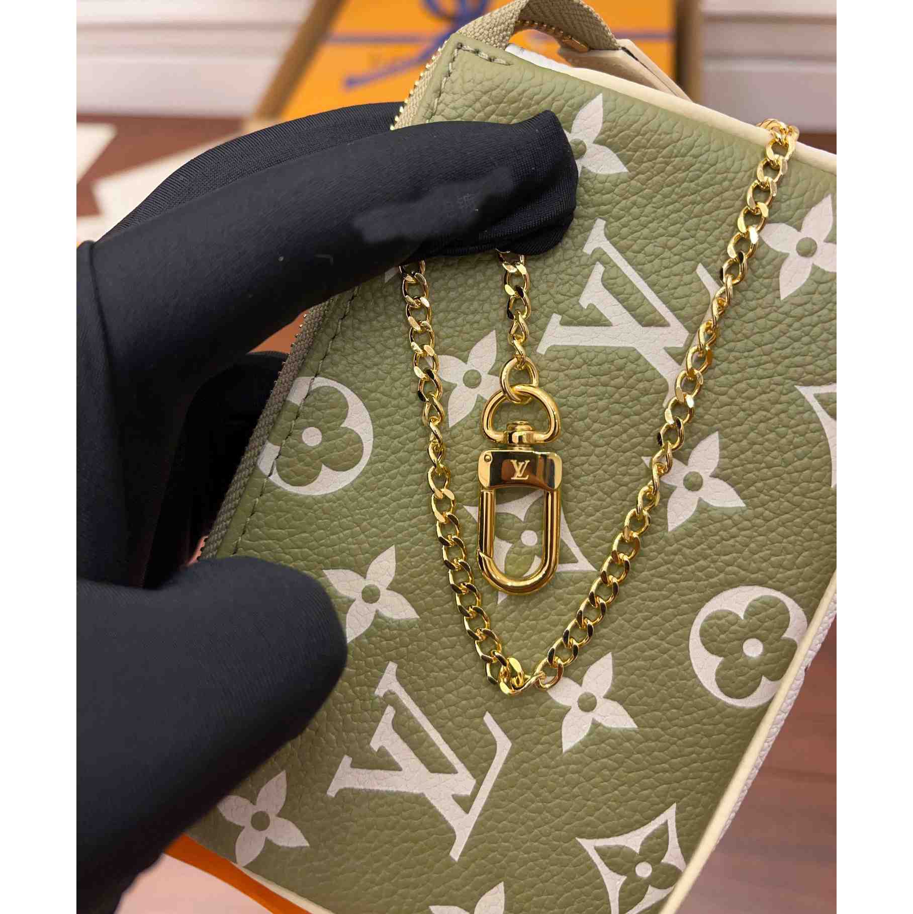 Louis Vuitton Mini Pochette Accessoires(15.5x10.5x4CM)    M81284 - EUR FASHION