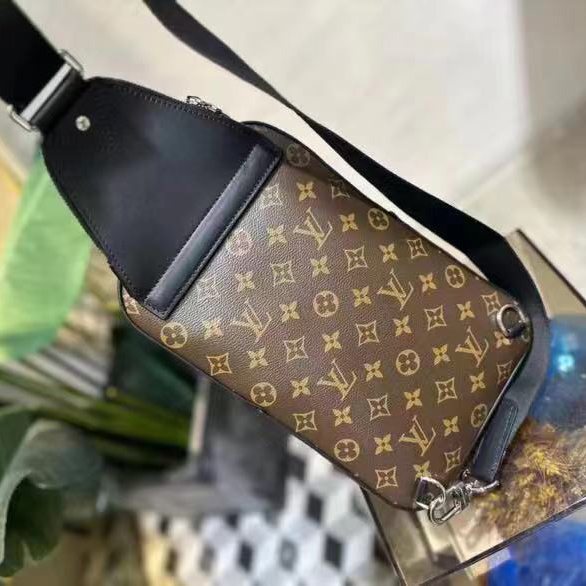 Louis Vuitton Avenue Slingbag       M46327 - EUR FASHION