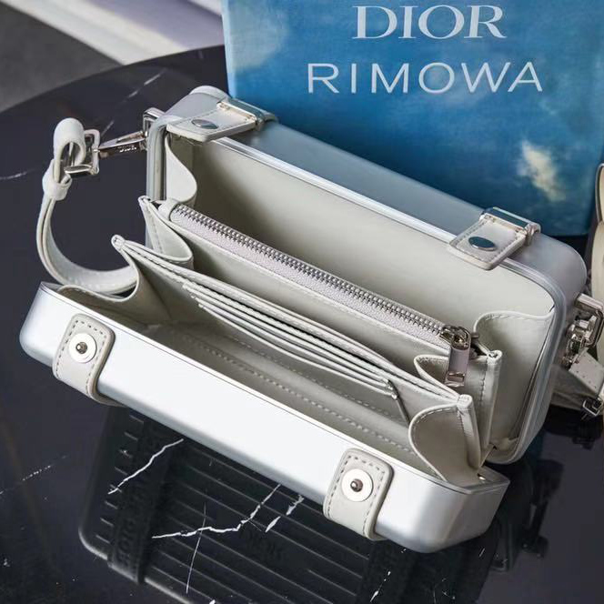 Dior And Rimowa Personal Pouch - EUR FASHION