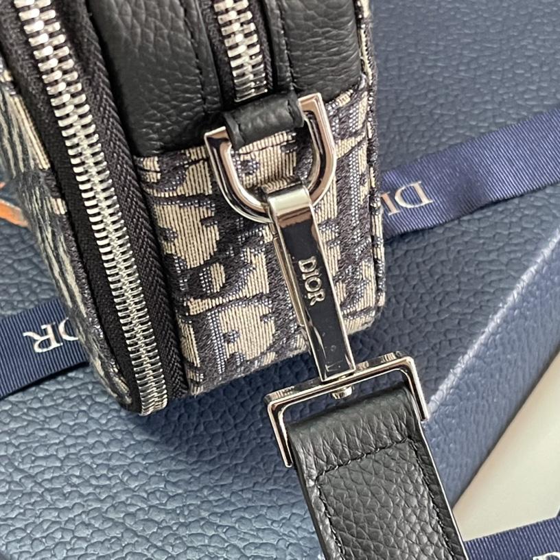 Dior Explorer Pouch With Strap - EUR FASHION