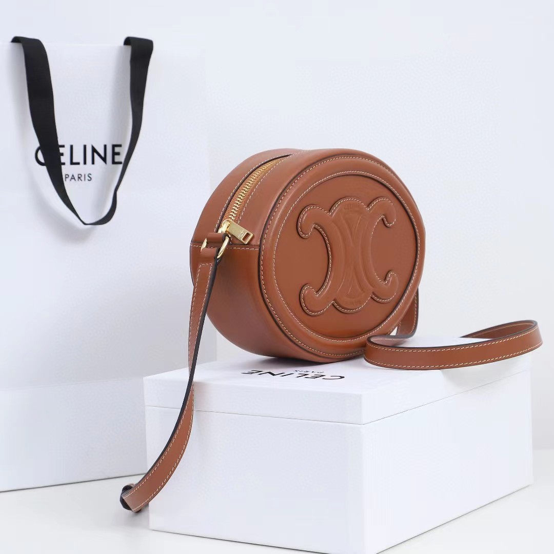 Celine Oval Bag Cuir Triomphe In Smooth Calfskin Tan - EUR FASHION