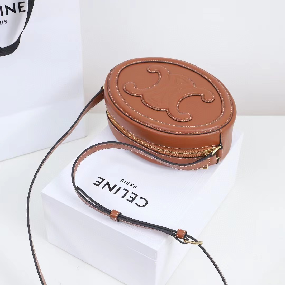 Celine Oval Bag Cuir Triomphe In Smooth Calfskin Tan - EUR FASHION