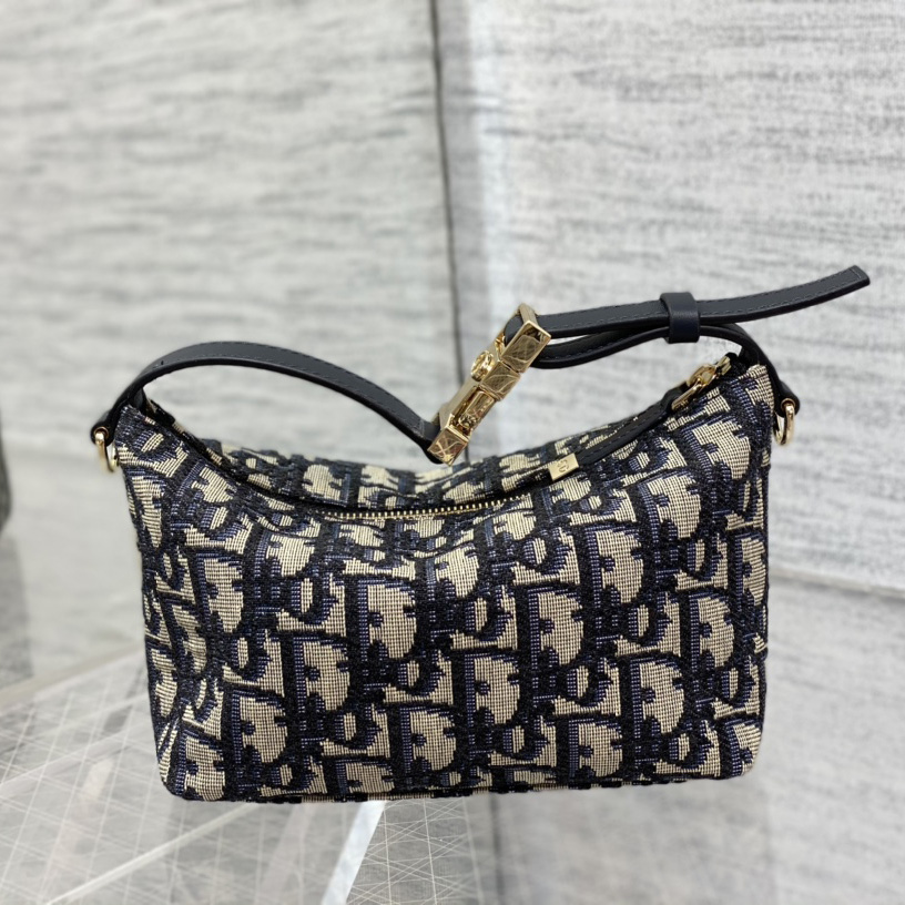 Dior Small Diortravel Nomad Pouch - EUR FASHION