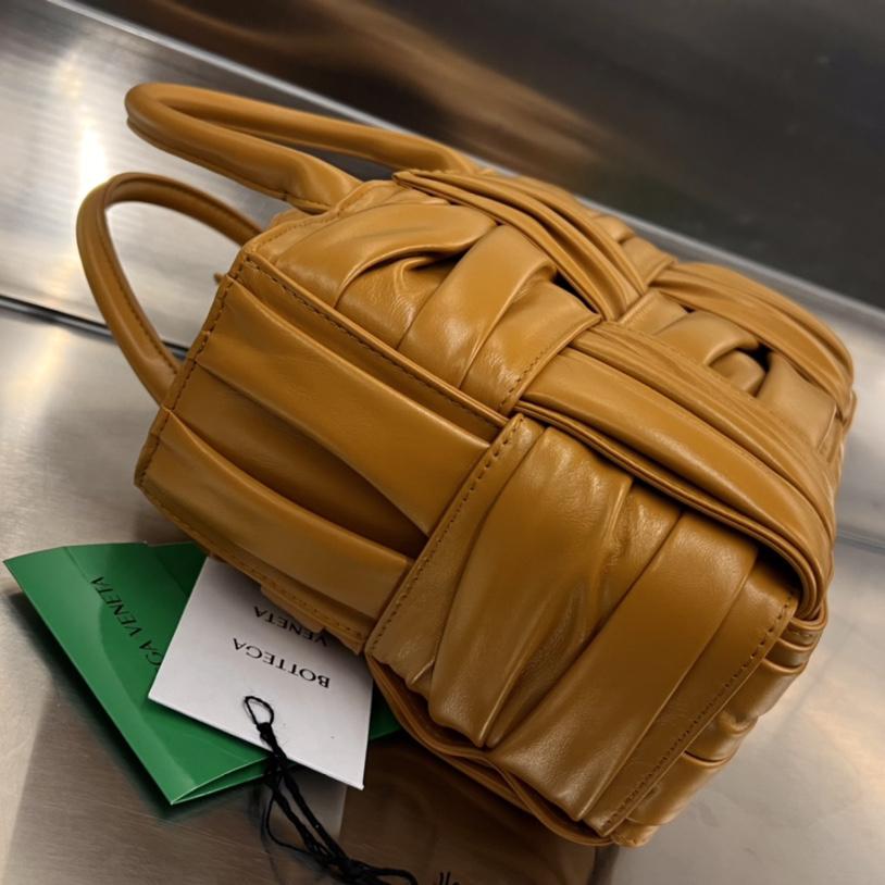 Bottega Veneta Mini Arco Tote Bag - EUR FASHION