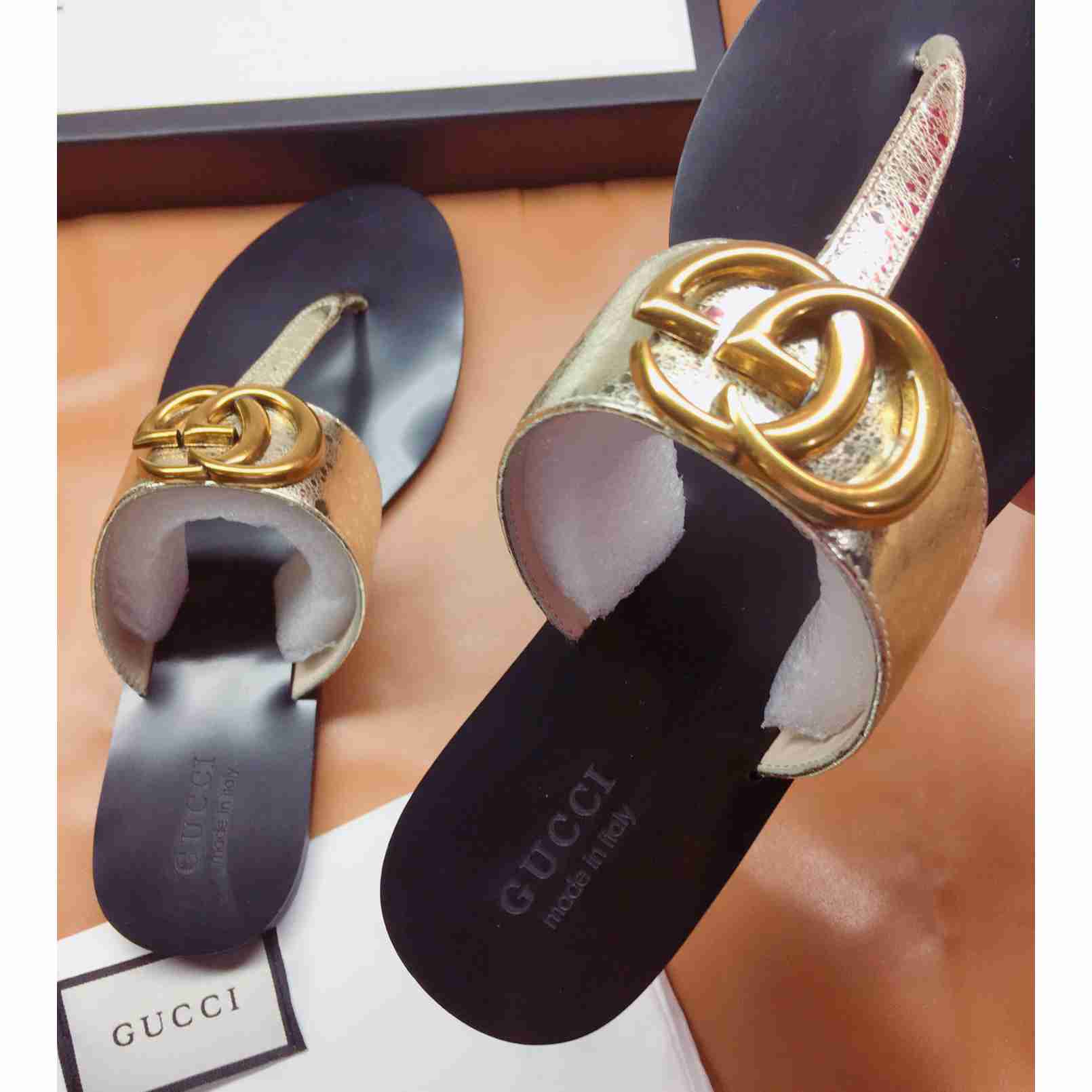 Gucci Marmont Leather Platform Sandals - EUR FASHION
