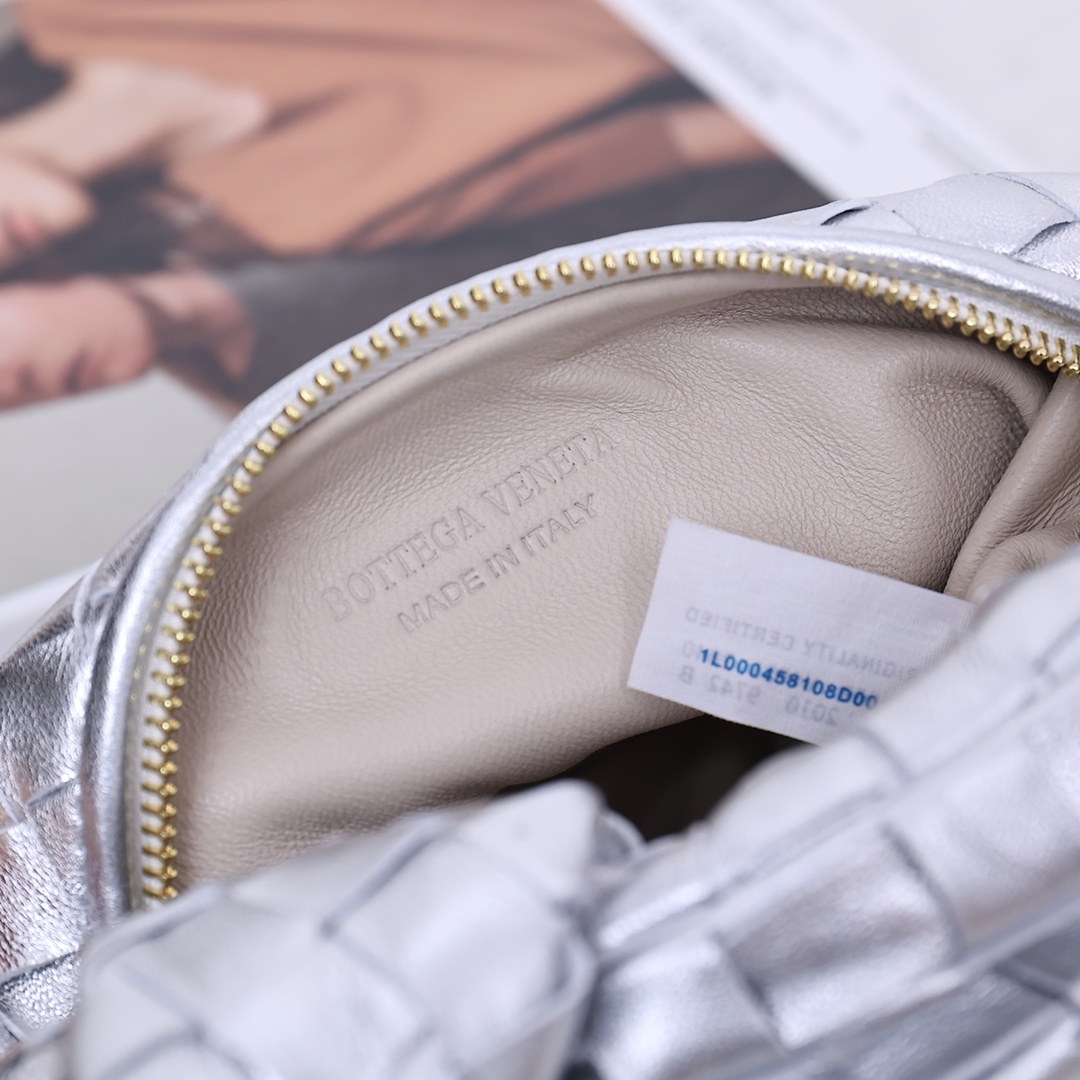 Bottega Veneta Mini Jodie - EUR FASHION