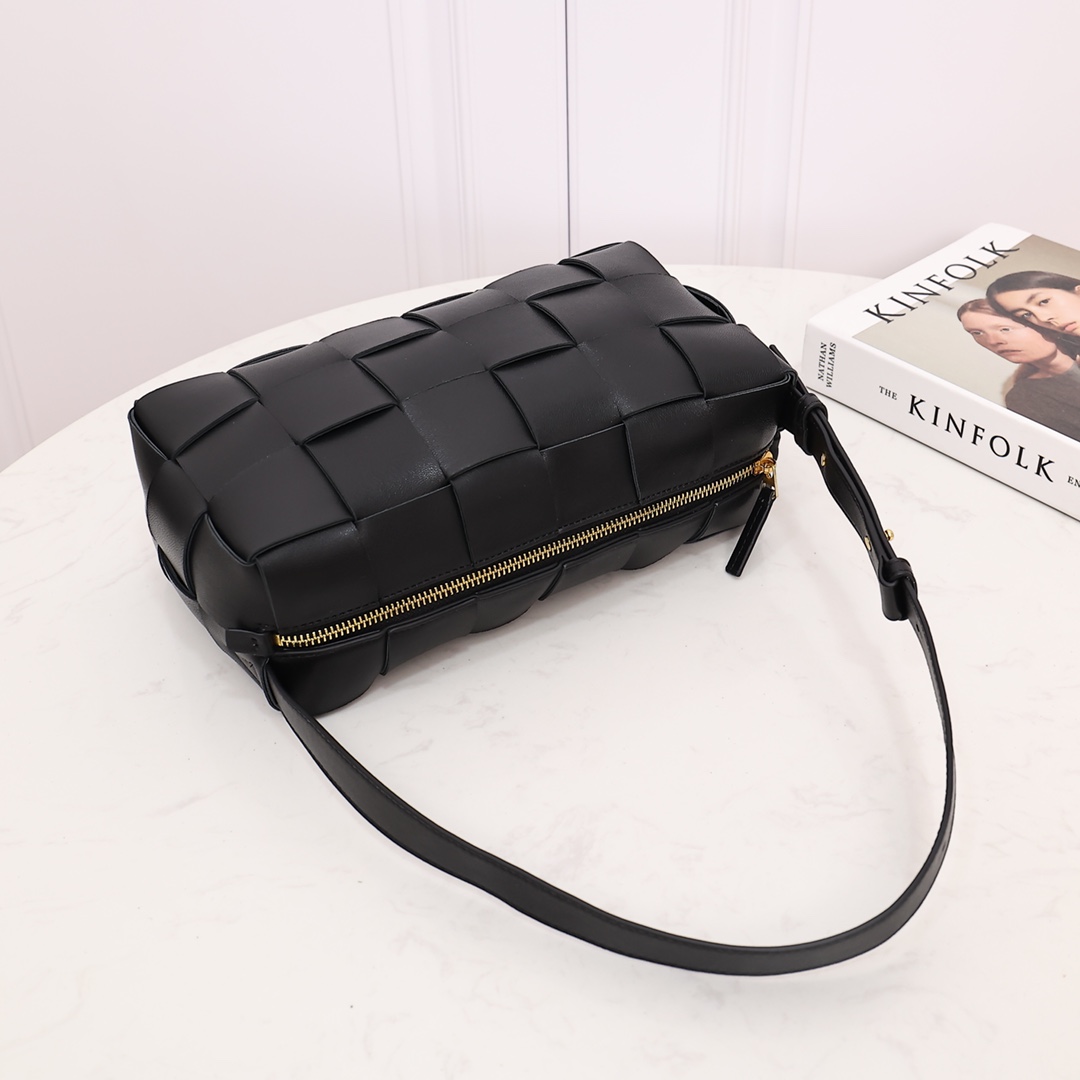Bottega Veneta Brick Cassette - EUR FASHION