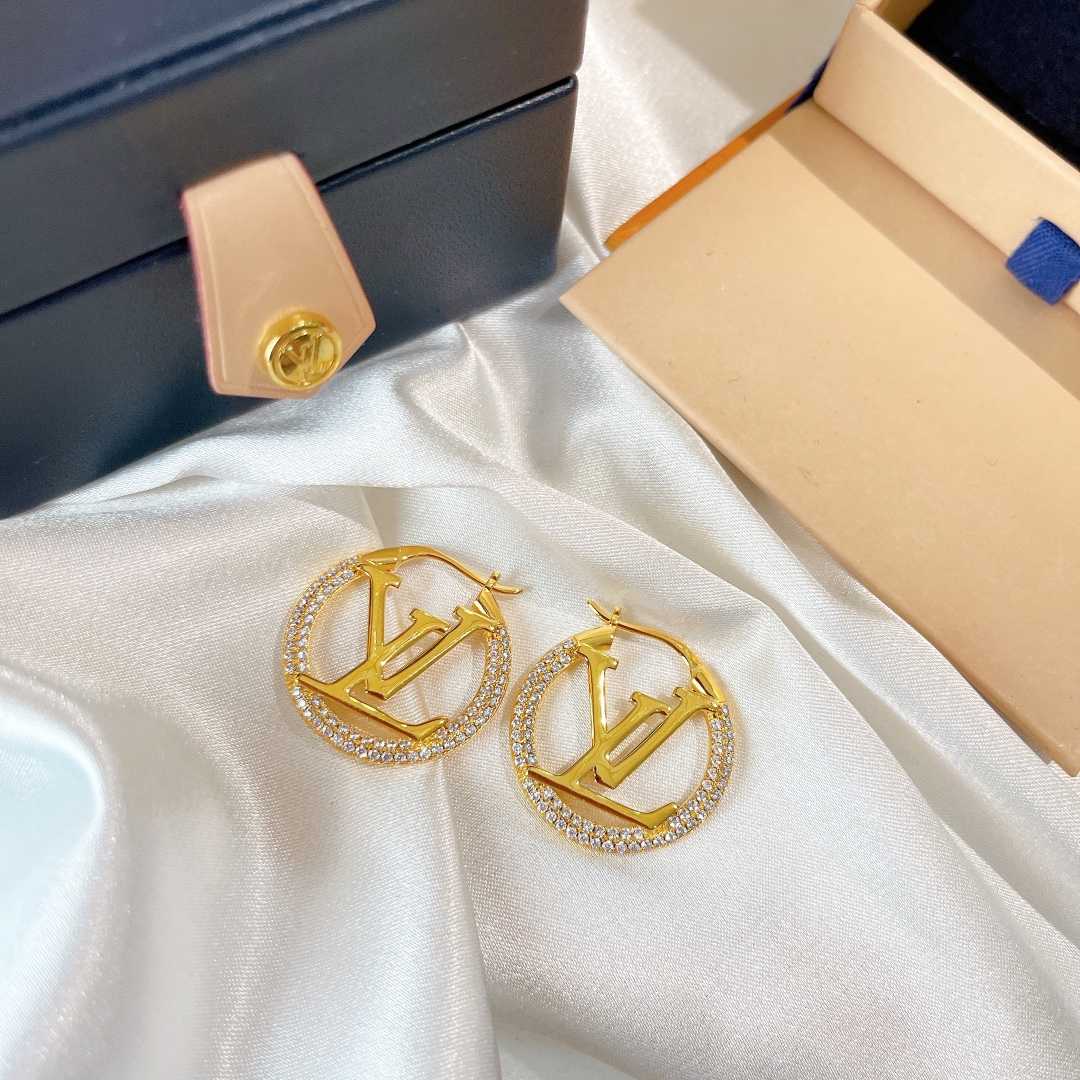 Louis Vuitton Earrings - EUR FASHION