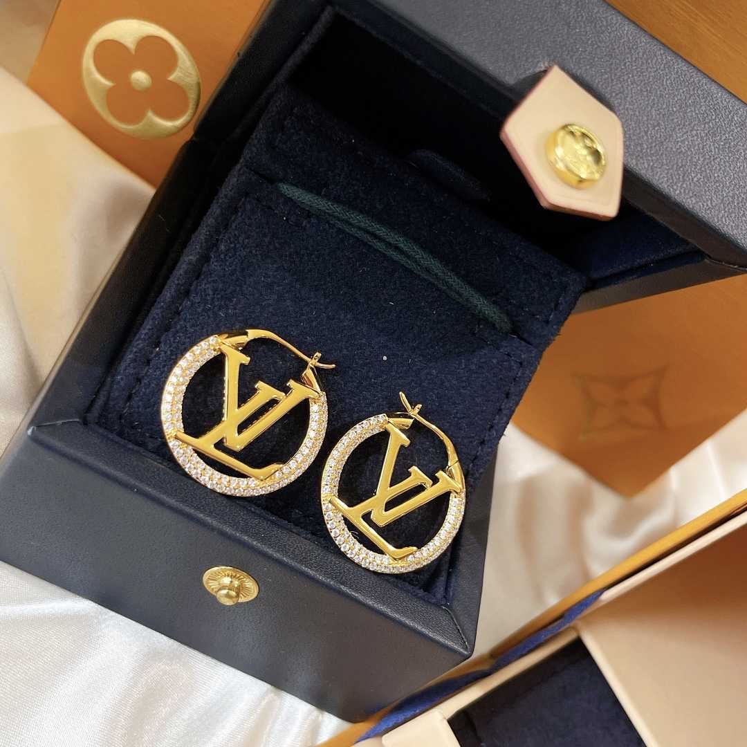 Louis Vuitton Earrings - EUR FASHION