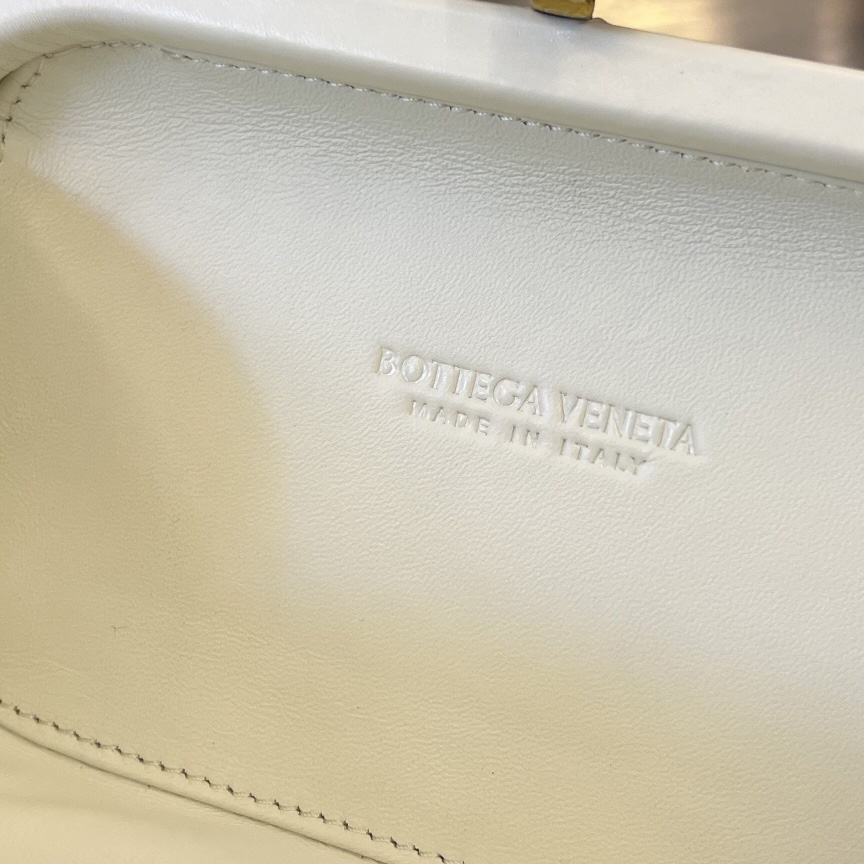 Bottega Veneta Knot - EUR FASHION