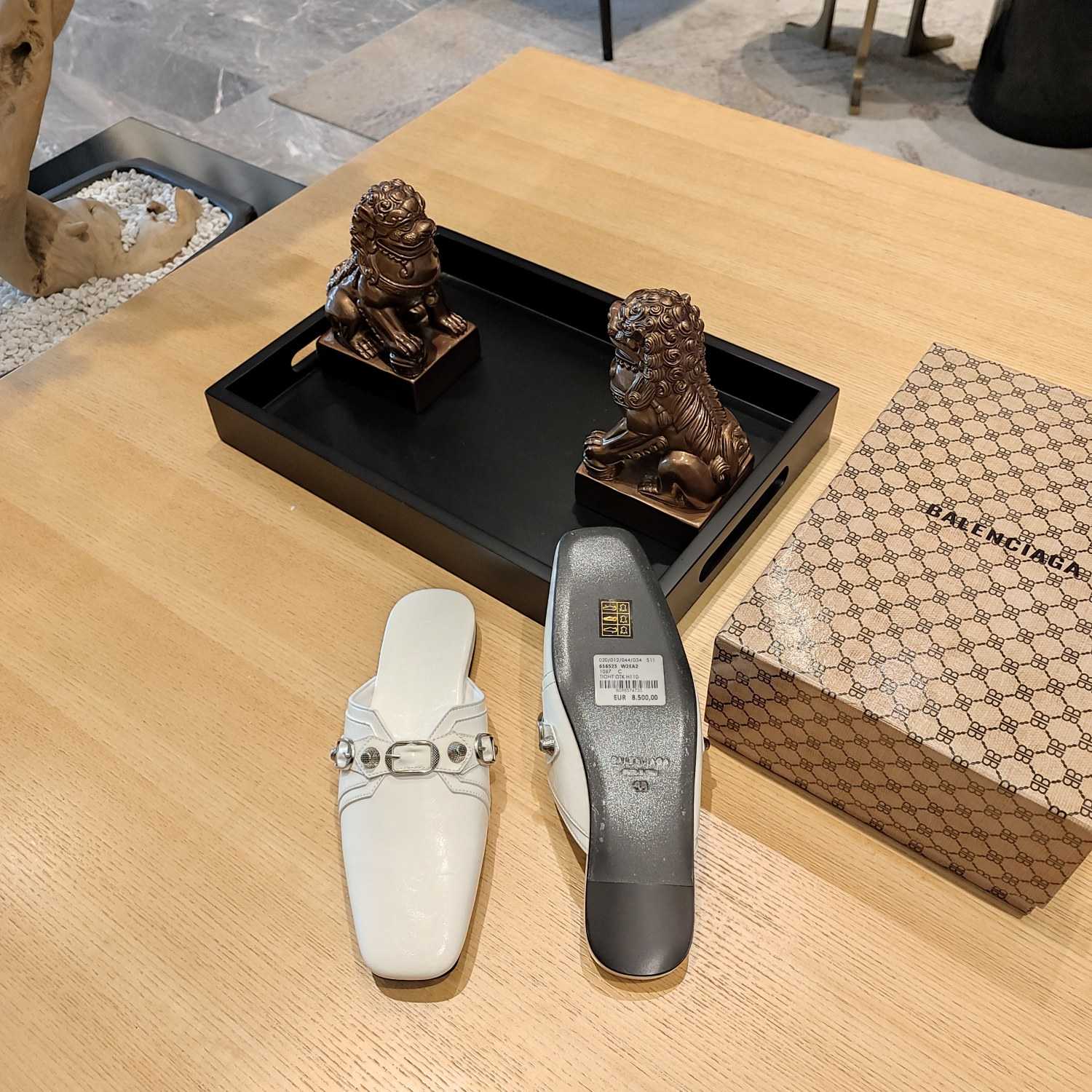 Balenciaga Women's Cosy Cagole Mule  - EUR FASHION