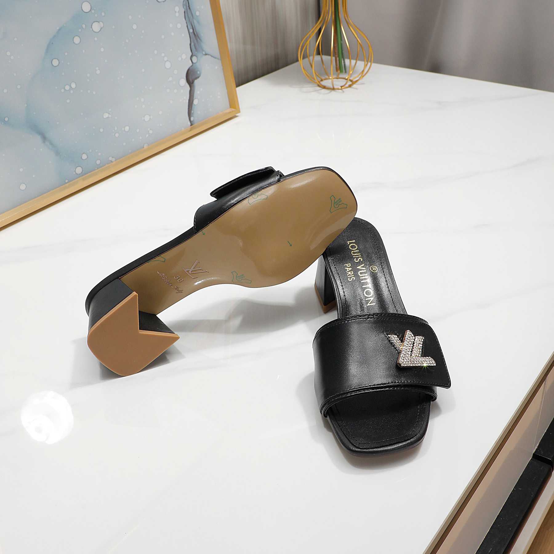 Louis Vuitton Shake Mule     1AB2PD - EUR FASHION