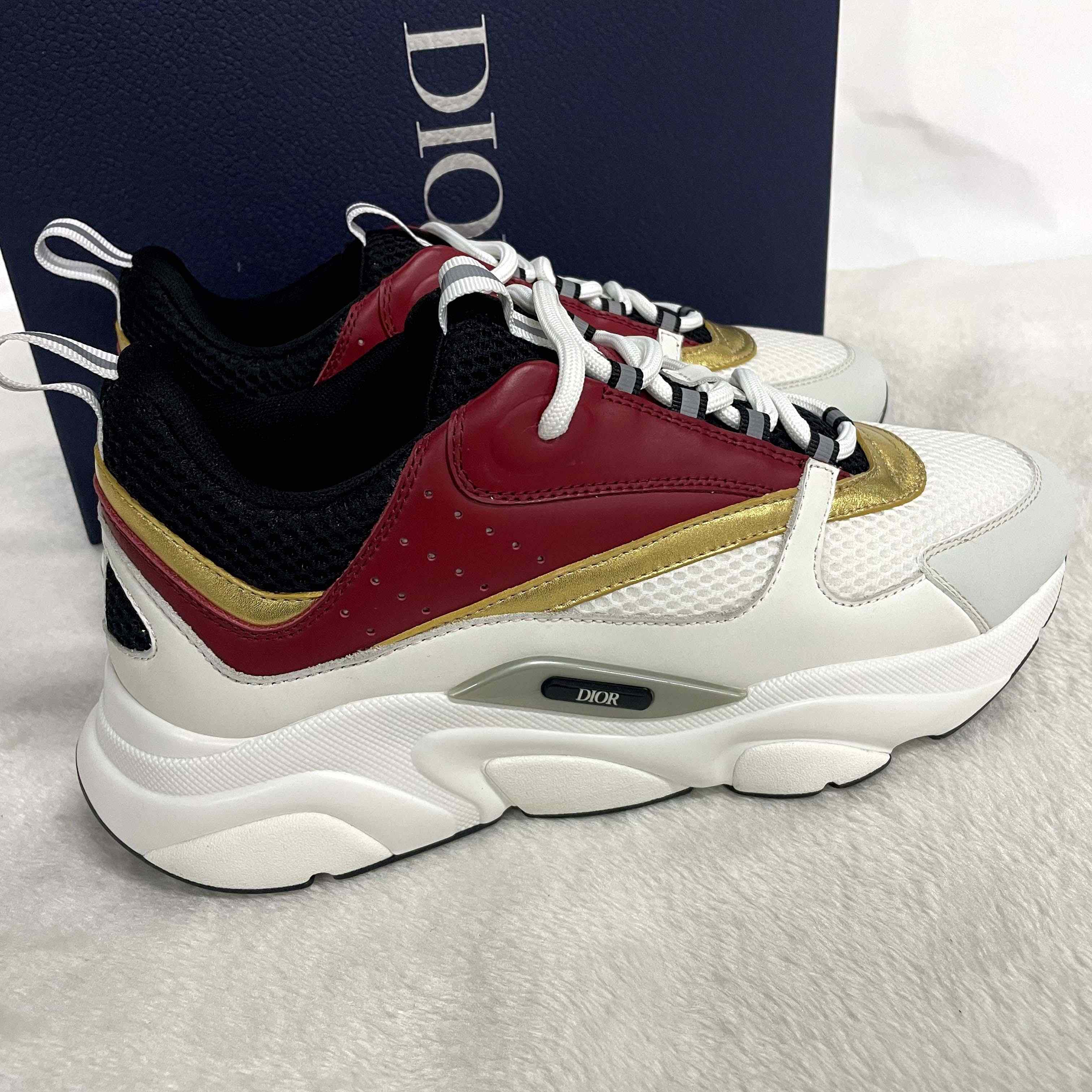 Dior B22 Sneaker  - EUR FASHION