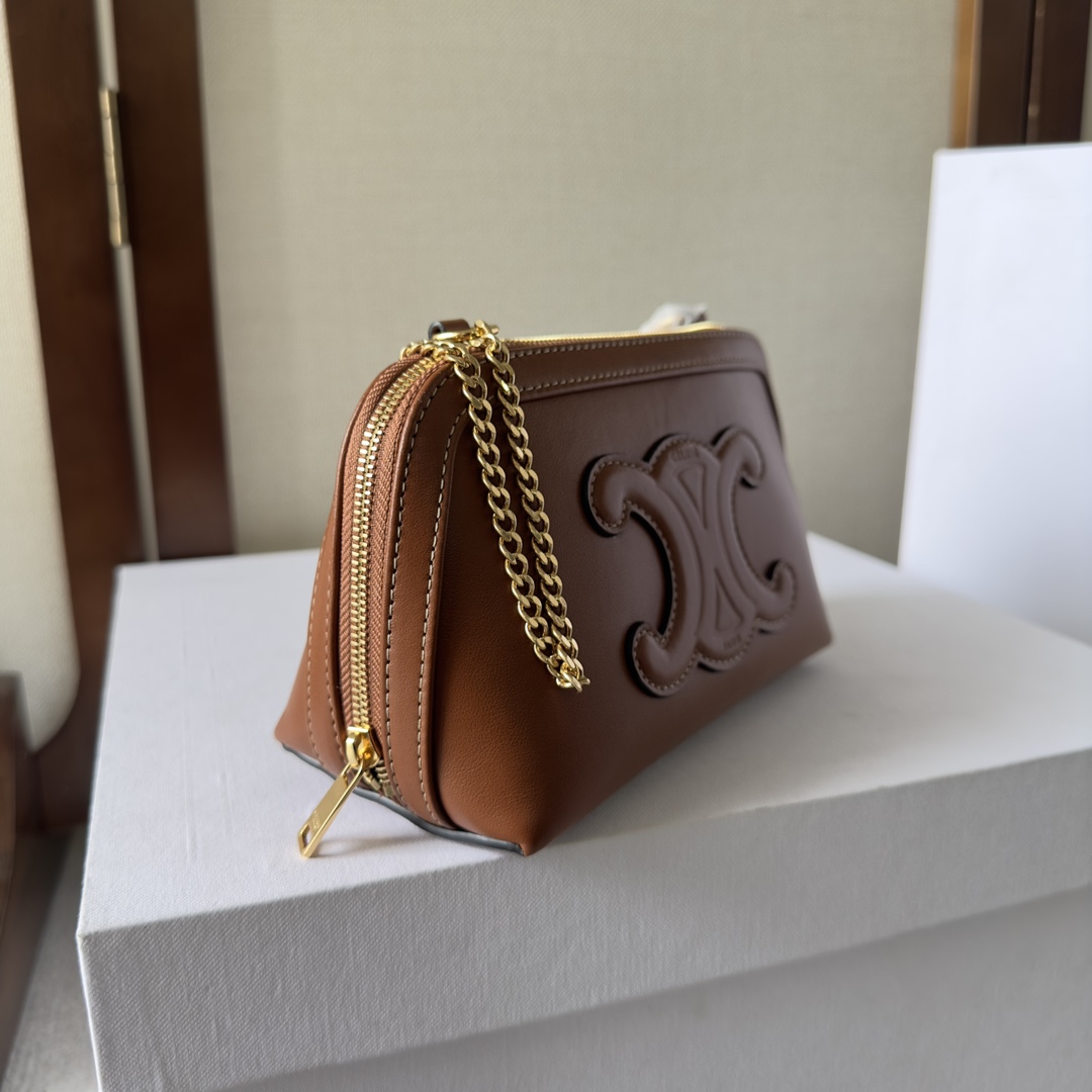 Celine Clutch On Chain Cuir Triomphe In Smooth Calfskin Tan - EUR FASHION