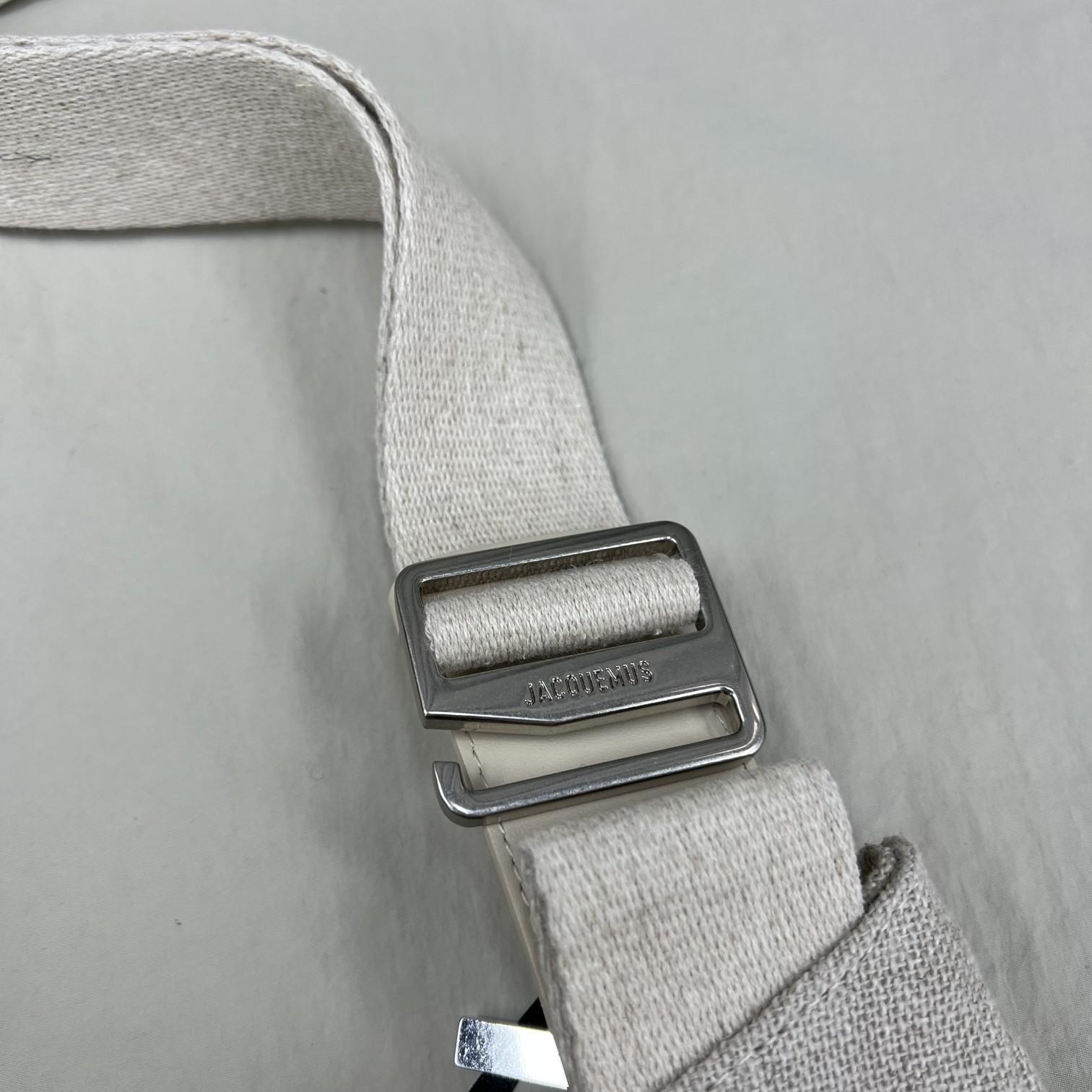 Jacquemus Le Bisou Gros Grain Buckled Shoulder Bag - EUR FASHION
