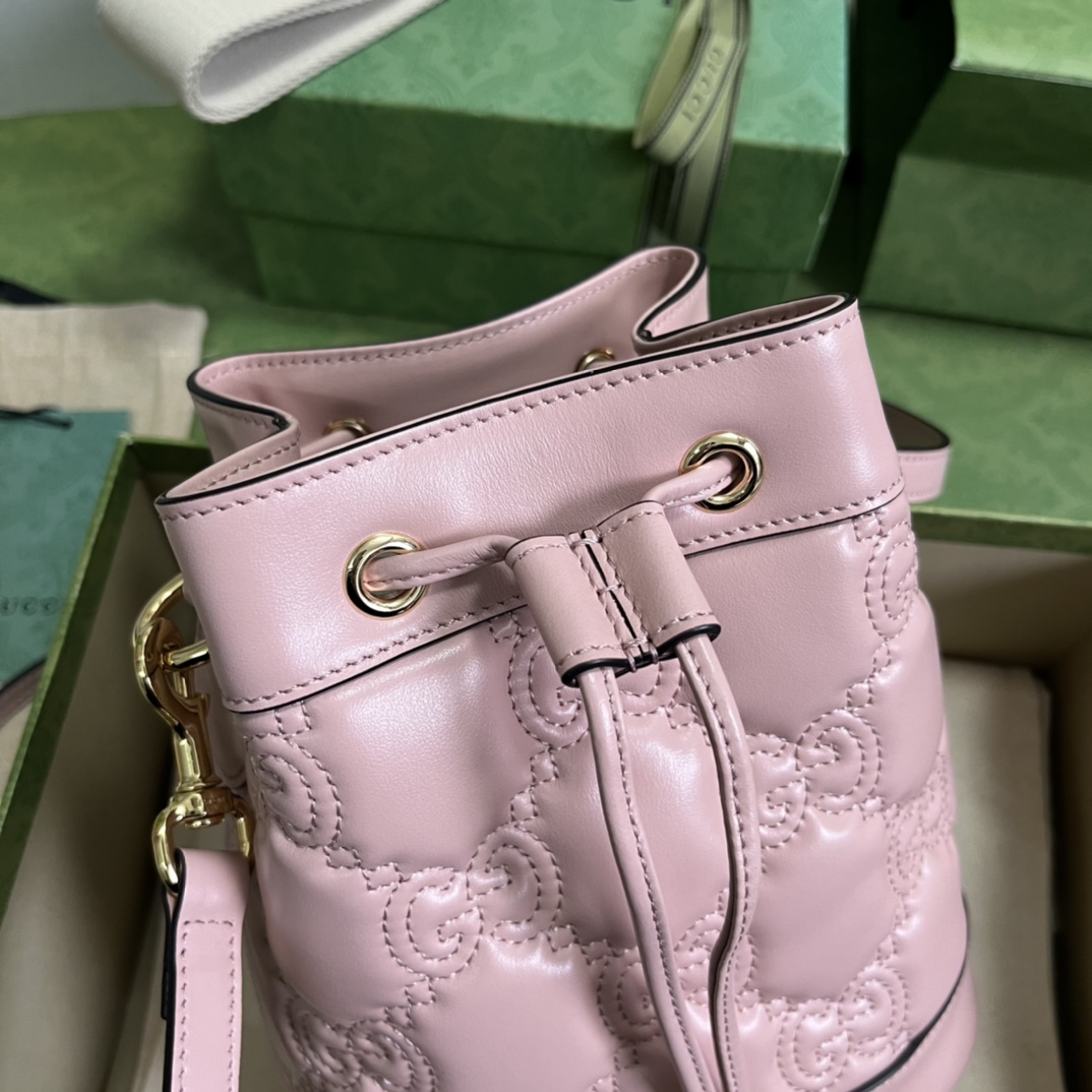 Gucci GG Matelassé Bucket Bag (17*20*10cm) - EUR FASHION