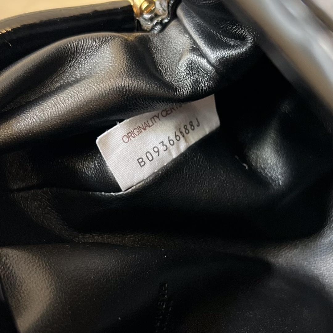 Bottega Veneta Mini Pouch - EUR FASHION