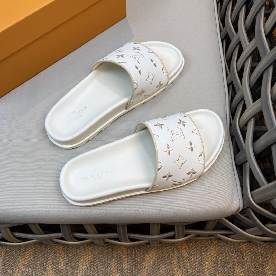 Louis Vuitton Monogram Sandals - EUR FASHION