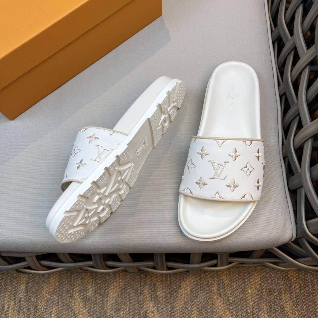 Louis Vuitton Monogram Sandals - EUR FASHION