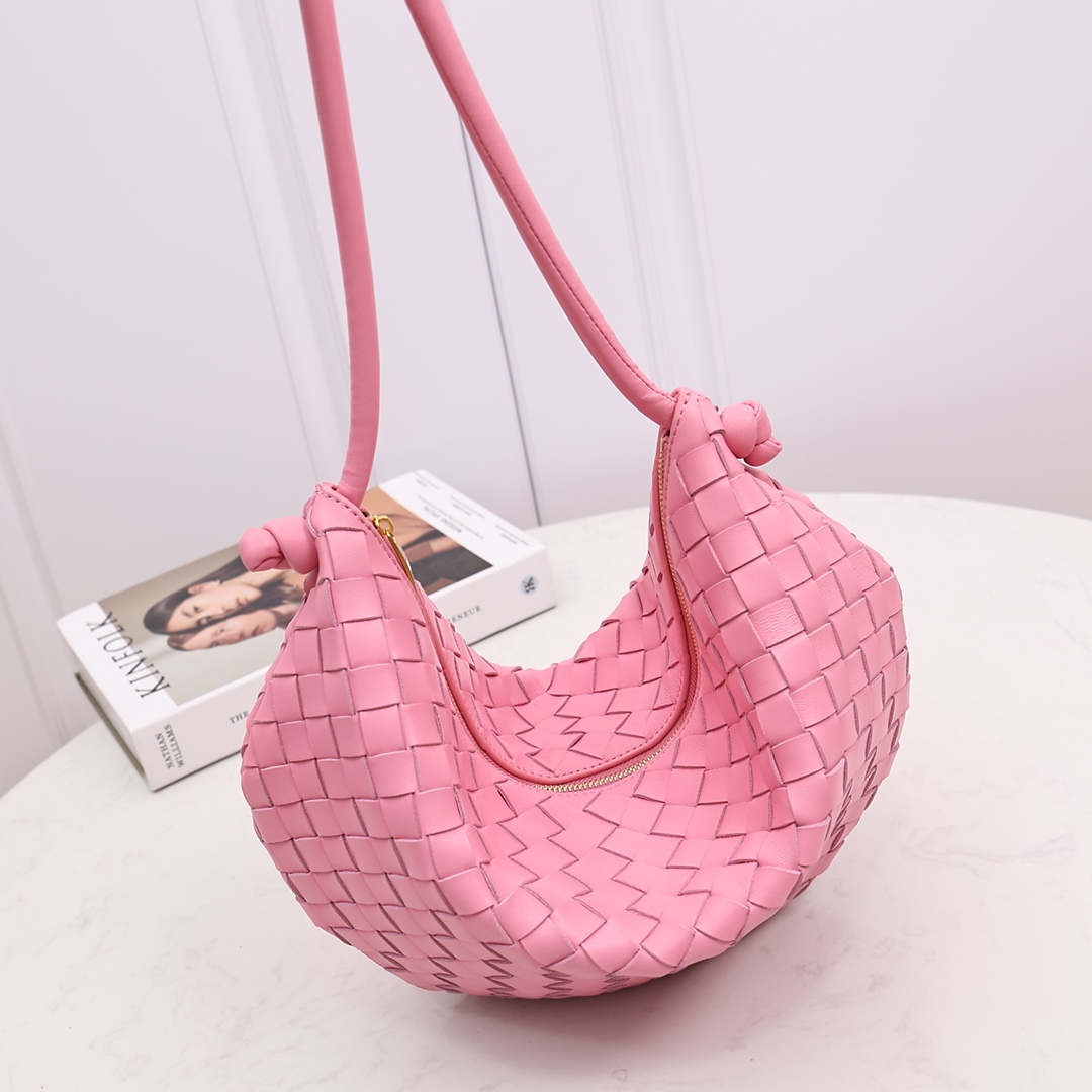 Bottega Veneta Medium Turn Pouch - EUR FASHION