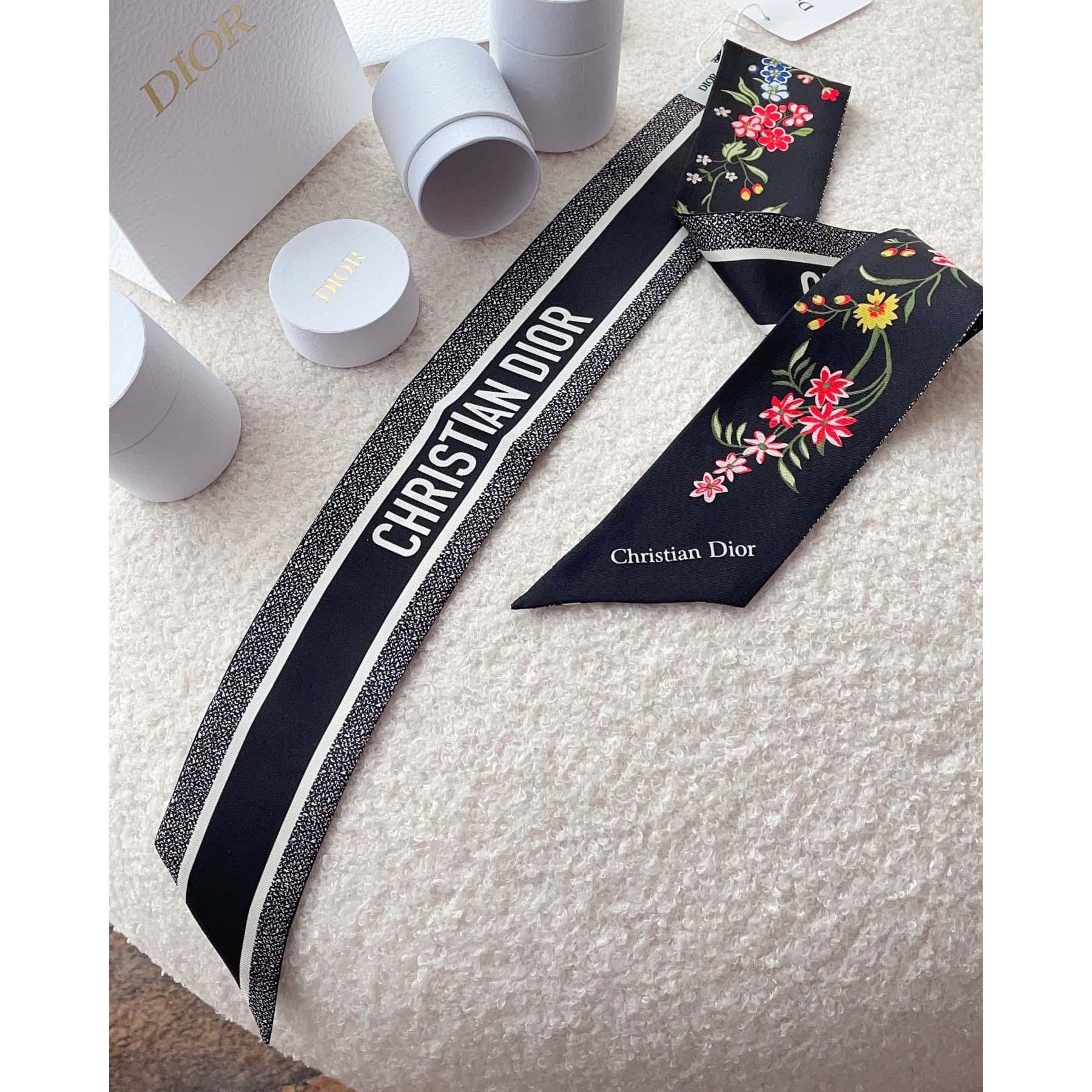 Dior Petites Fleurs Mitzah Scarf - EUR FASHION