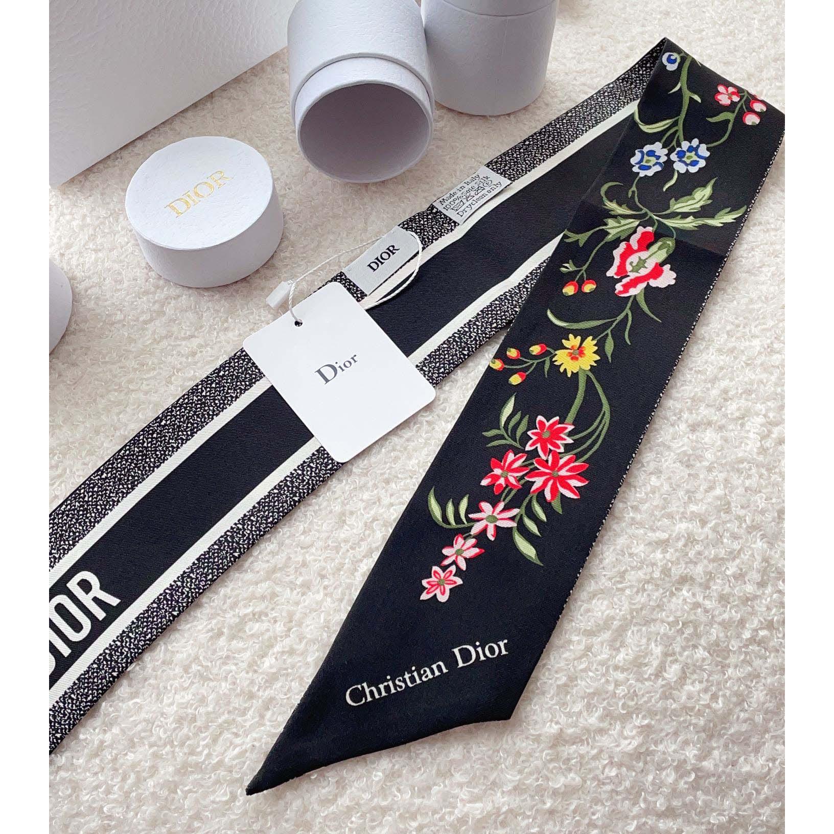 Dior Petites Fleurs Mitzah Scarf - EUR FASHION