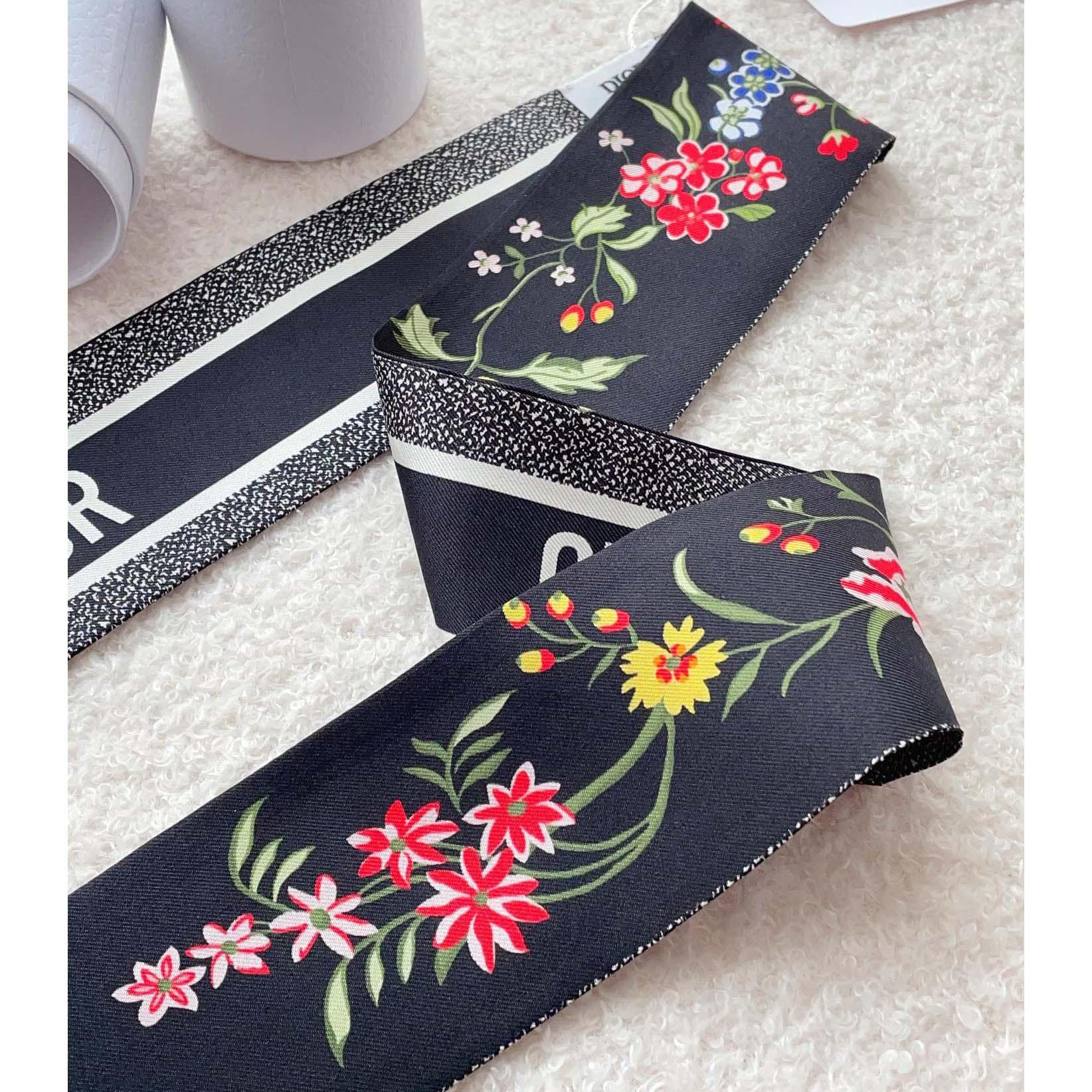 Dior Petites Fleurs Mitzah Scarf - EUR FASHION