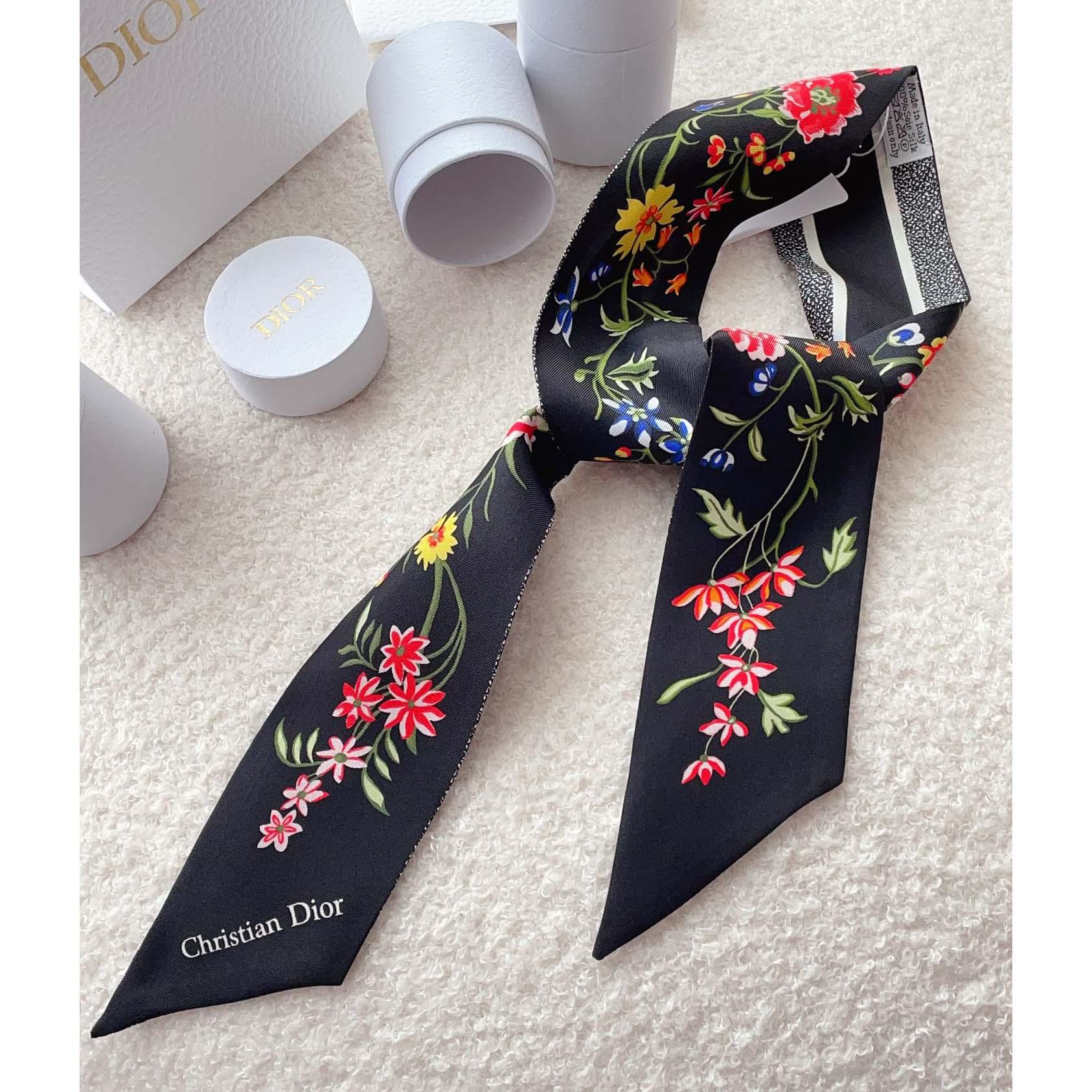 Dior Petites Fleurs Mitzah Scarf - EUR FASHION