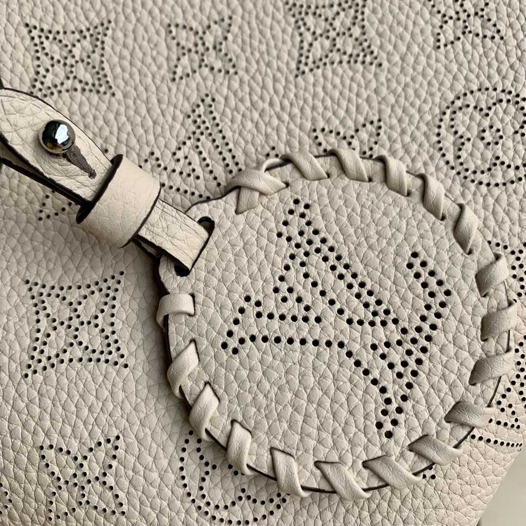 Louis Vuitton Blossom PM   M21909 - EUR FASHION