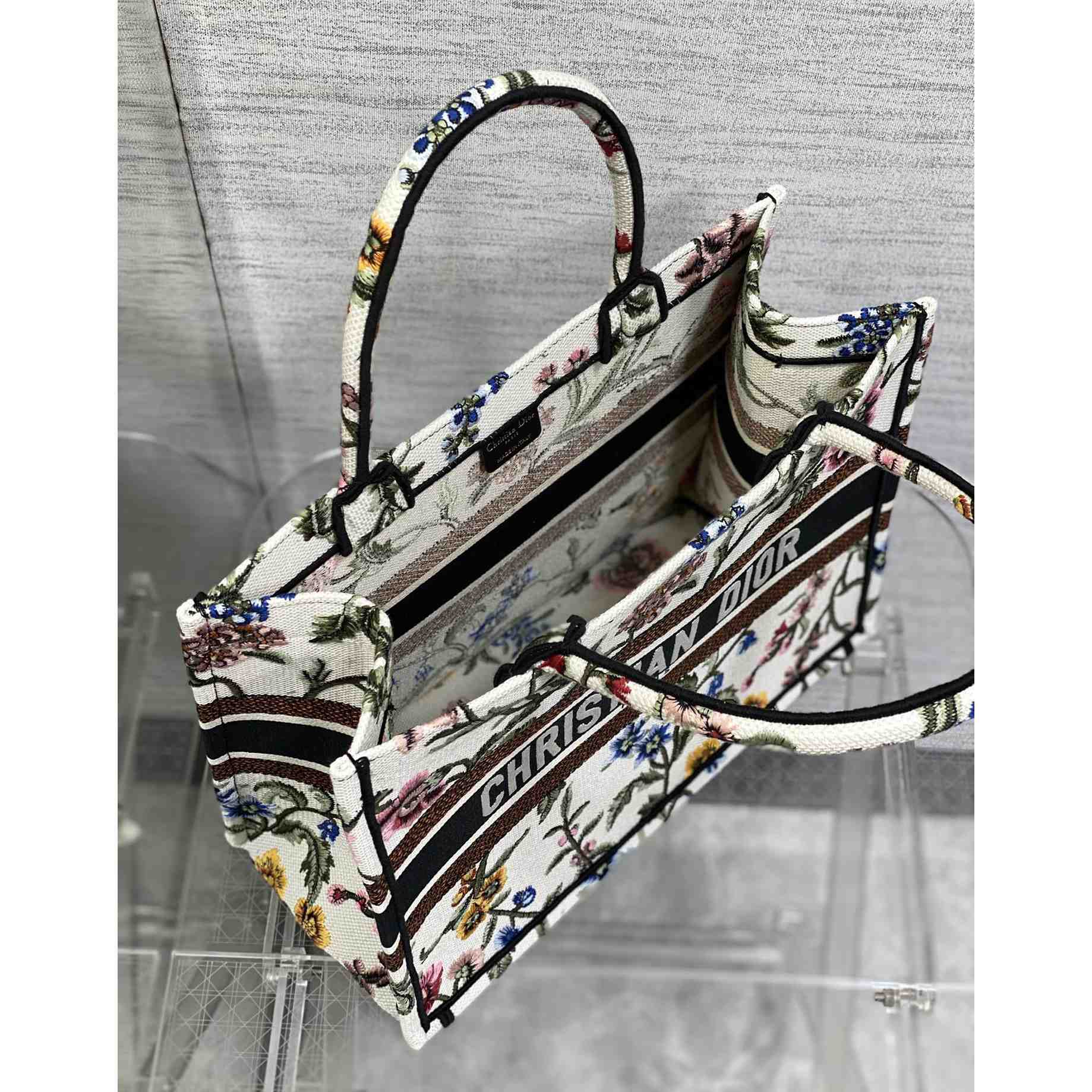 Dior Medium Dior Book Tote - EUR FASHION