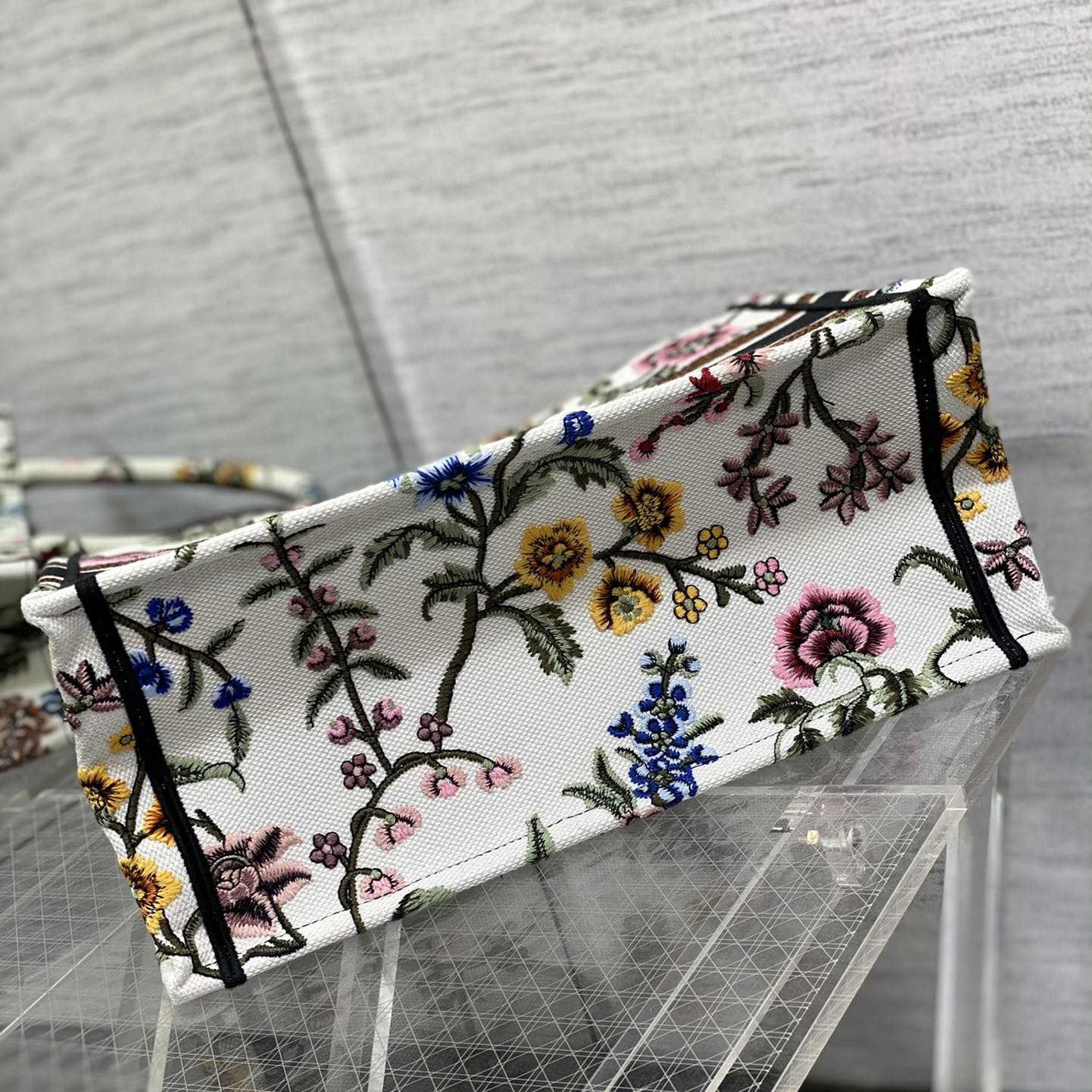 Dior Medium Dior Book Tote - EUR FASHION