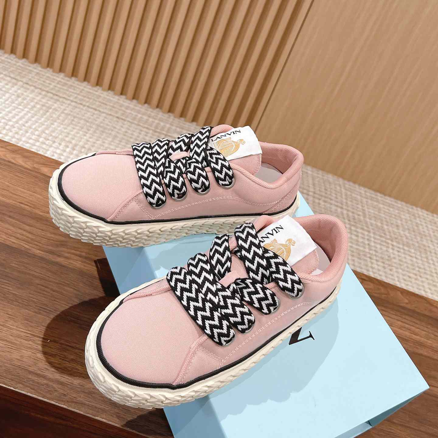 Lanvin Curbies Low-Top Sneakers - EUR FASHION