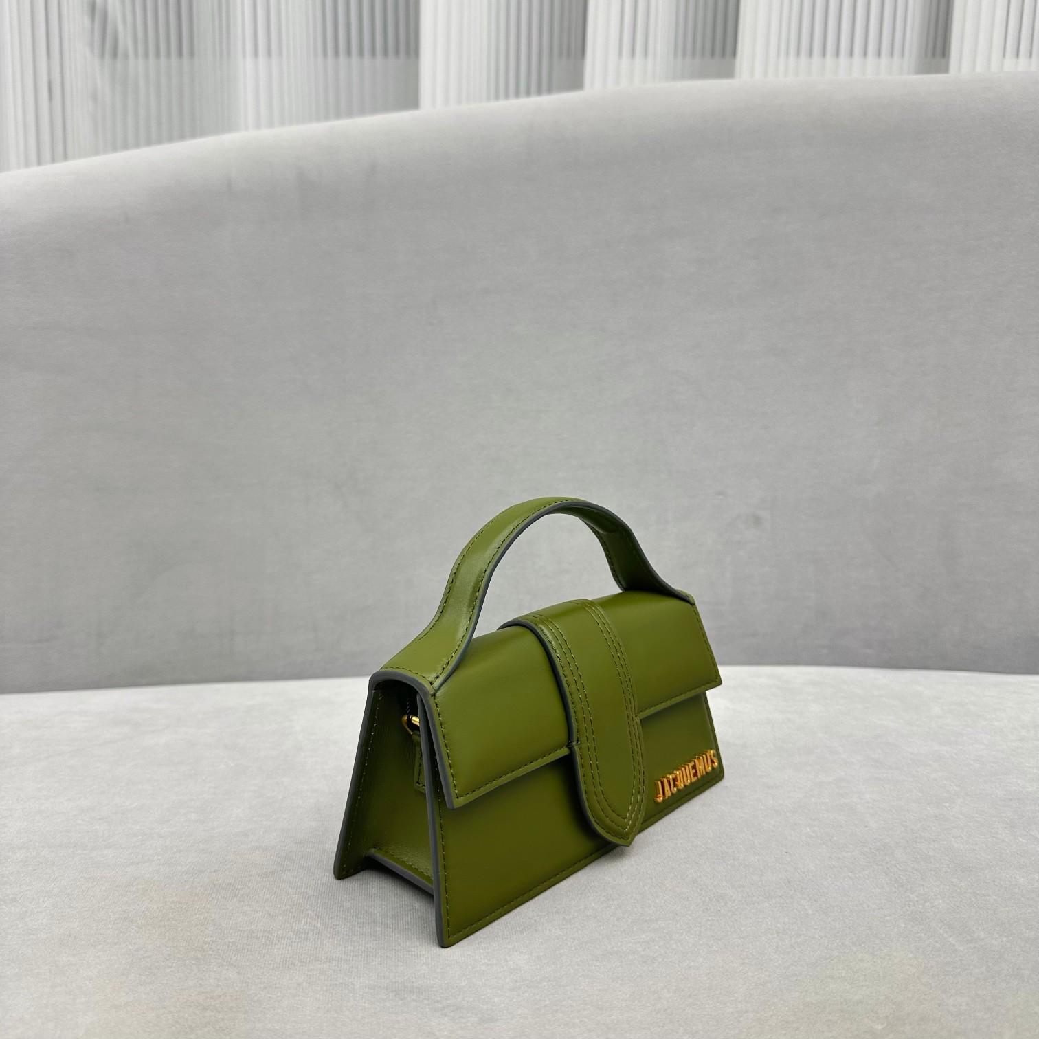 Jacquemus Le Grand Bambino - EUR FASHION