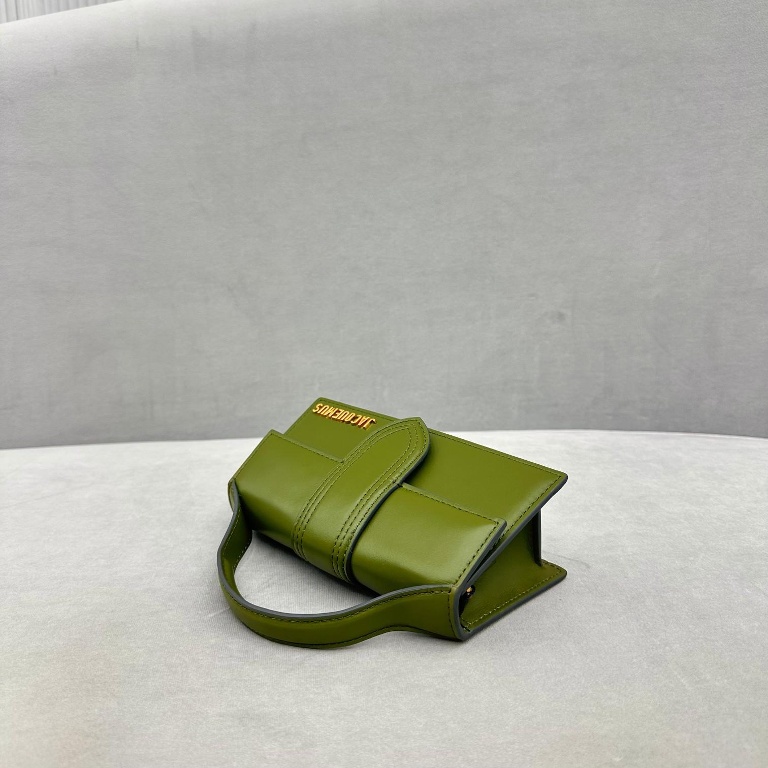 Jacquemus Le Grand Bambino - EUR FASHION