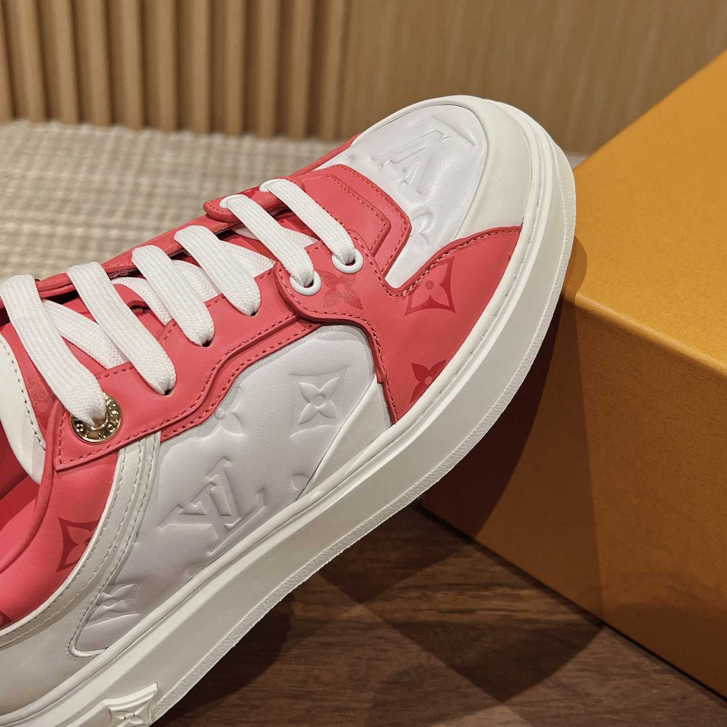 Louis Vuitton Time Out Sneaker (upon uk size)    1AB33N - EUR FASHION